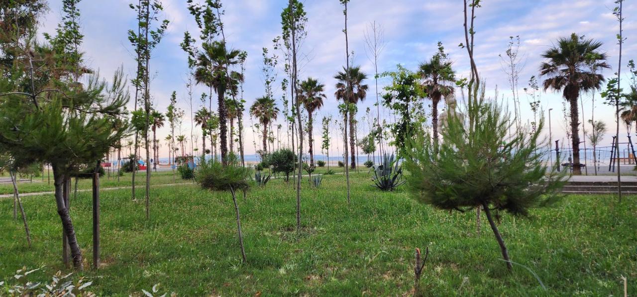 Durres City Apartment, City Center & Close To The Beach Exterior photo